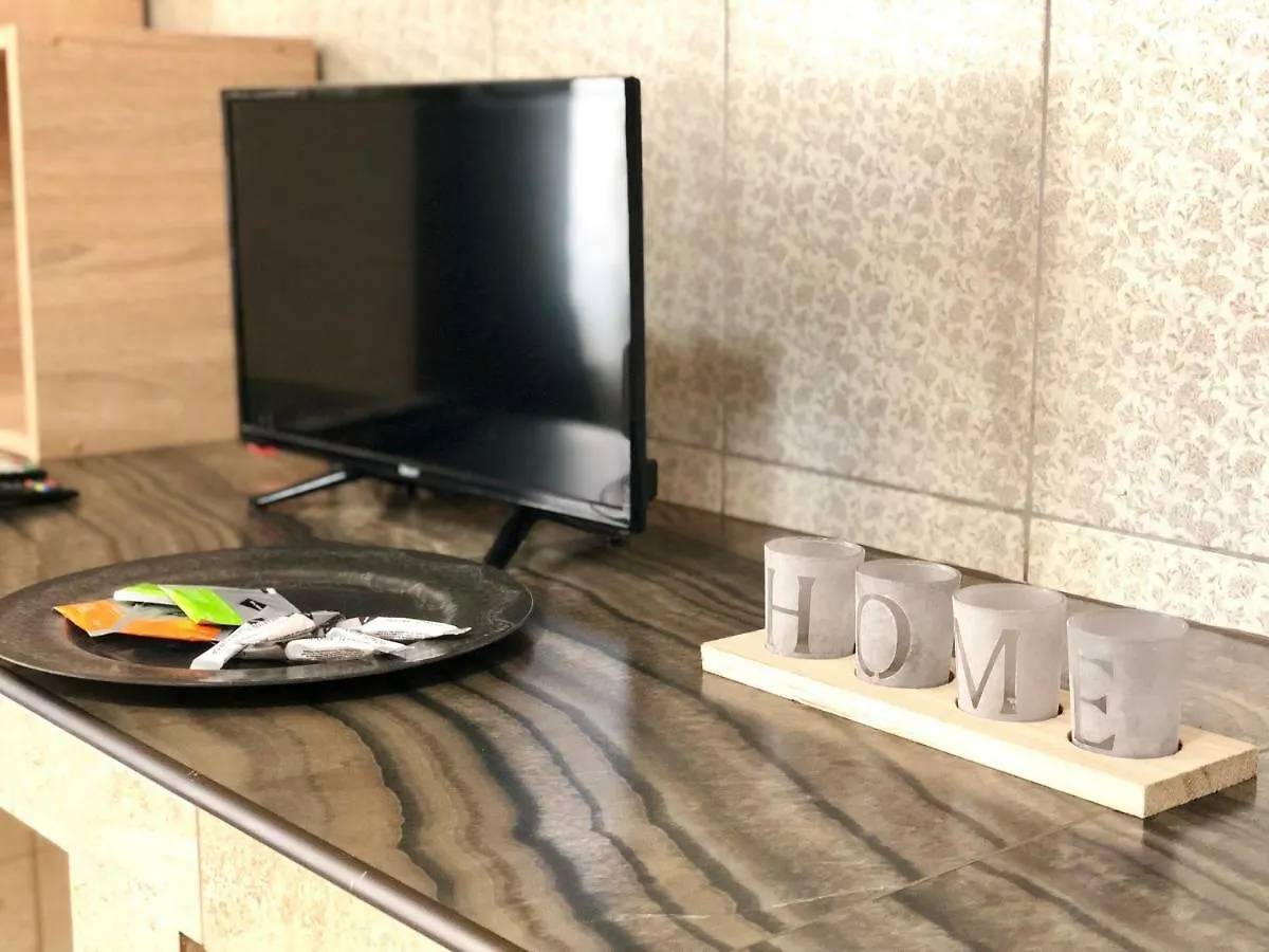 كييف Modern Aparthotel Near Metro Pecherska