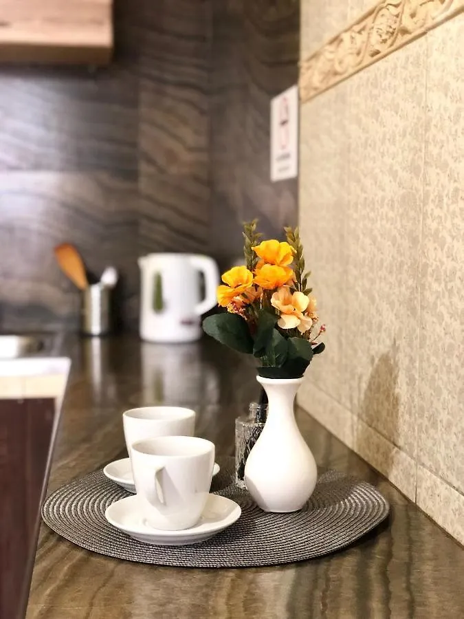 كييف Modern Aparthotel Near Metro Pecherska